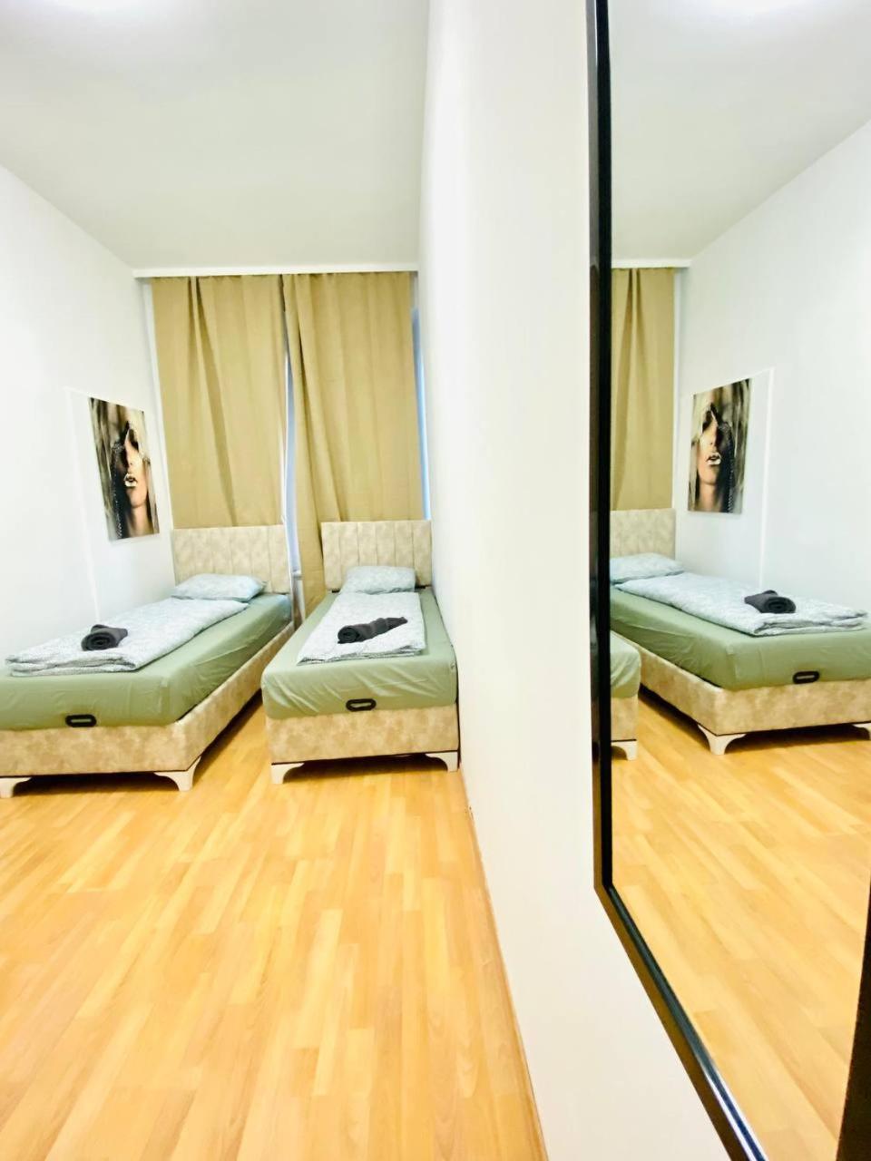 Comfortable Room In The 23Rd District Of Vienna Fr4 Eksteriør billede