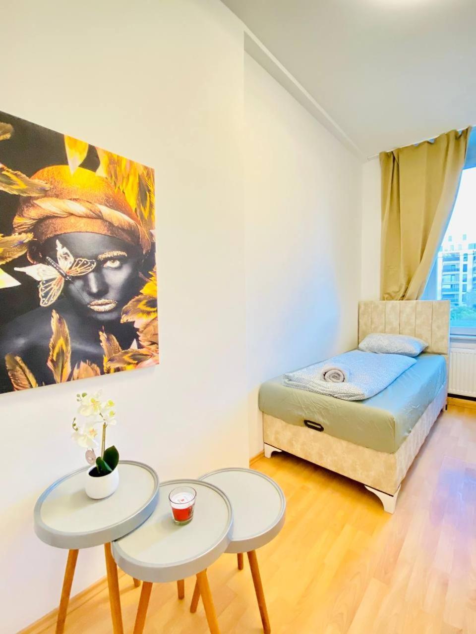 Comfortable Room In The 23Rd District Of Vienna Fr4 Eksteriør billede