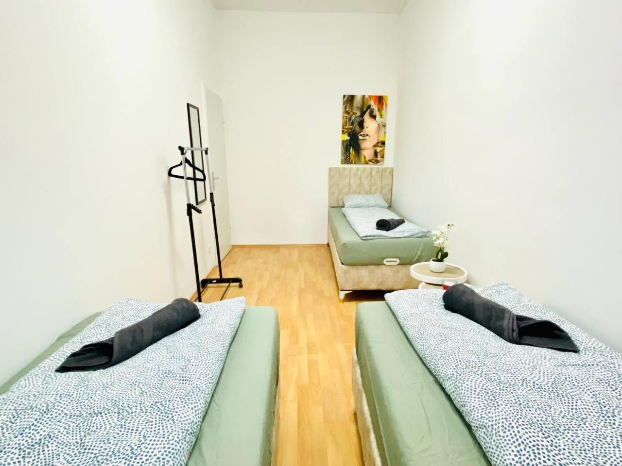 Comfortable Room In The 23Rd District Of Vienna Fr4 Eksteriør billede