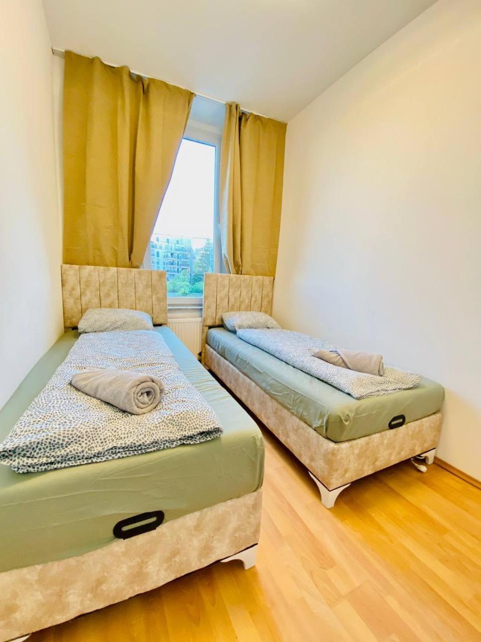 Comfortable Room In The 23Rd District Of Vienna Fr4 Eksteriør billede