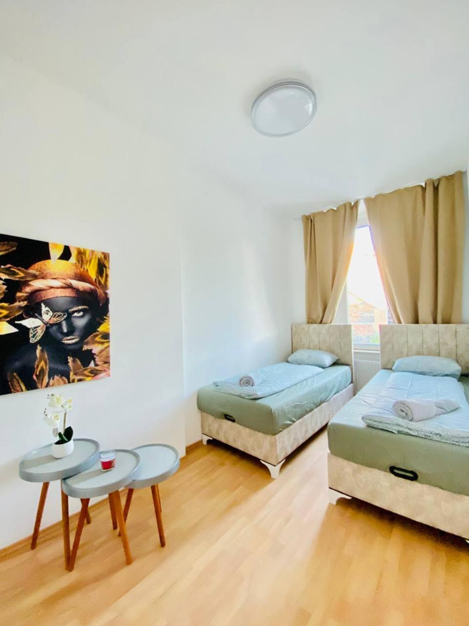 Comfortable Room In The 23Rd District Of Vienna Fr4 Eksteriør billede